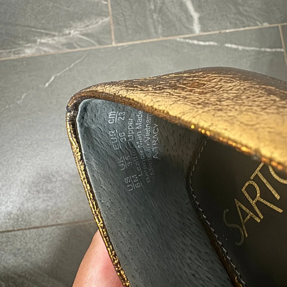 Sarto by Franco Sarto Tracy Gold Metallic Leather‎ Square Toe D'Orsay Flats 6M